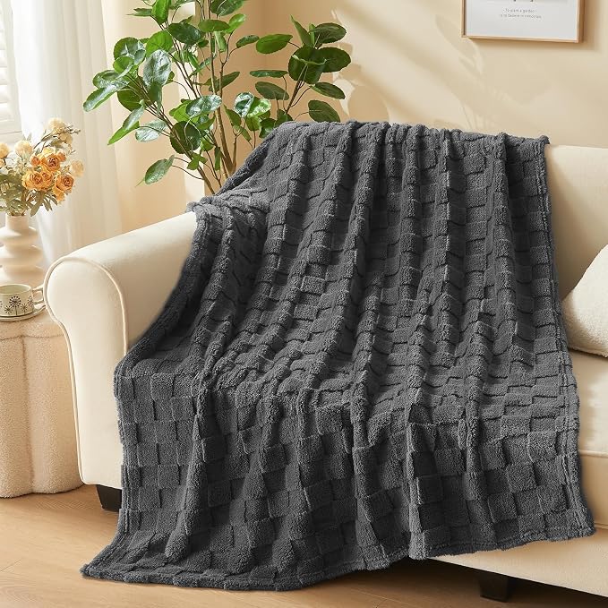 NEWCOSPLAY 3D Checkered Flannel Twin Blanket, Dark Grey, 60"x80" | Super Soft Cute Lightweight Decorative Premium Silky Fleece Blanket for Couch Sofa Bed, Gift for Women Men, All Season Use
