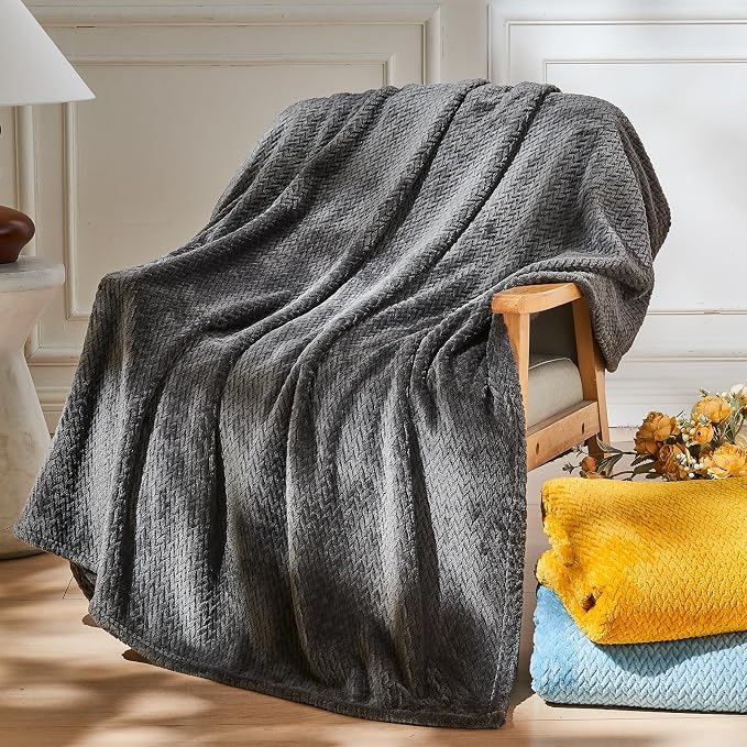 NEWCOSPLAY Fleece Leaves Pattern Queen Blanket, Dark Grey, 90"x90" | Super Soft Throw Blanket, Lightweight Cozy Bed Sofa Blanket, Premium Silky Flannel Fleece, Travel Blanket for All Season Use