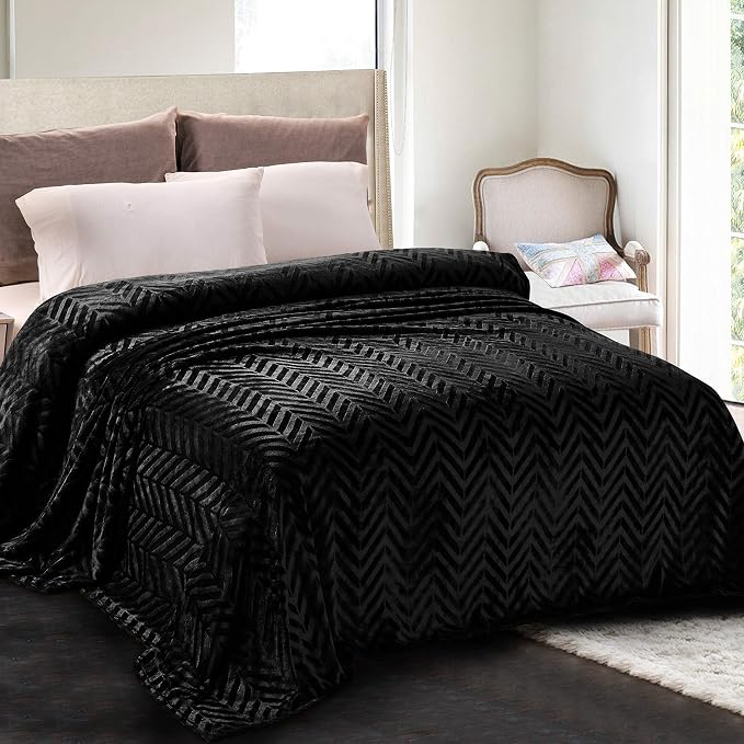 Whale Flotilla Flannel Fleece Fall Bed Blanket Twin Size, Black | Lightweight Breathable Soft Bedspread, Plush Fluffy Coverlet Chevron Design Decorative Blanket for Home Life, 60x80 Inch