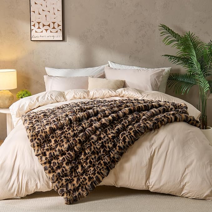 DOWNCOOL Faux Rabbit Fur Throw Blanket, Soft Fluffy Fuzzy Plush Bubble Blanket for Couch Sofa & Bed, Cozy Warm Luxury Fleece Minky Blanket, 60x80 Inches Leopard Print