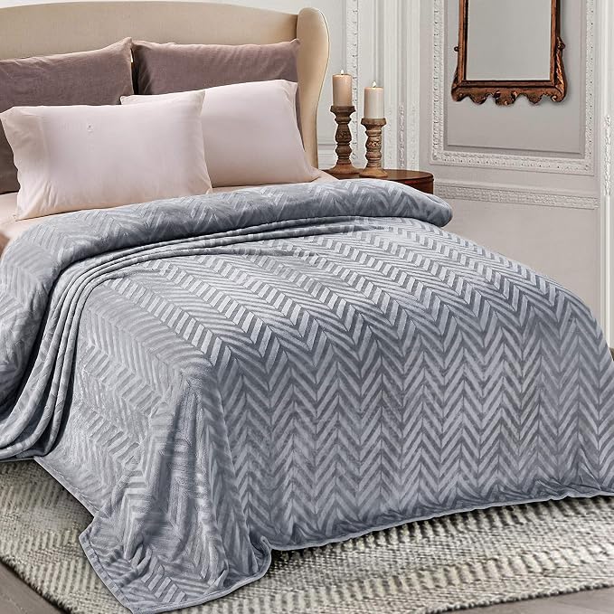 Whale Flotilla Flannel Fleece Fall Bed Blanket Twin XL Size, Silver Grey | Lightweight Breathable Soft Bedspread, Plush Fluffy Coverlet Chevron Design Decorative Blanket for Home Life, 90x66 Inch