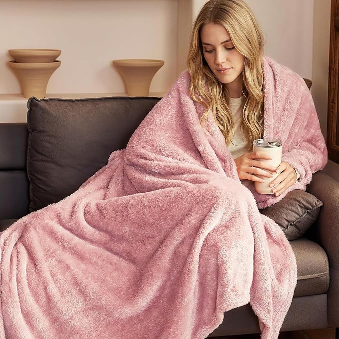 Exclusivo Mezcla Fuzzy Plush Fleece Bed Blanket Twin XL Size, Dusty Pink | 90x66 Inches, Super Soft and Cozy Bed Blanket, Fluffy Blanket for Bed, College Dorm Room Essentials, All Season