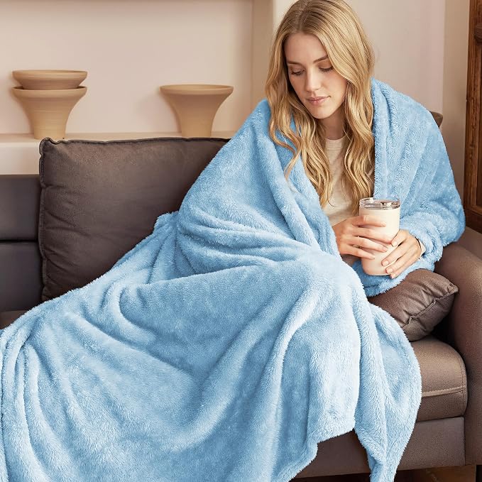 Exclusivo Mezcla Fuzzy Plush Fleece Bed Blanket King Size, Light Blue | 104x90 Inches, Super Soft and Cozy Bed Blanket, Fluffy Decorative Bedding for Livingroom, Bedroom, All Season