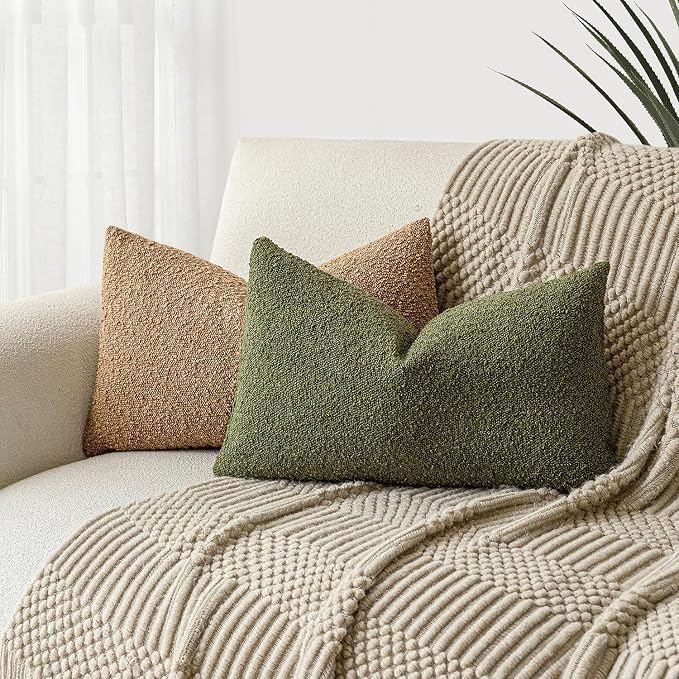 Foindtower Pack of 2 Modern Textured Boucle Throw Pillow Covers Accent Solid Decorative Lumbar Pillow Cases Cozy Couch Cushion Case for Chair Sofa Bedroom Living Room Home Decor, 12 x 20 Inch,Green
