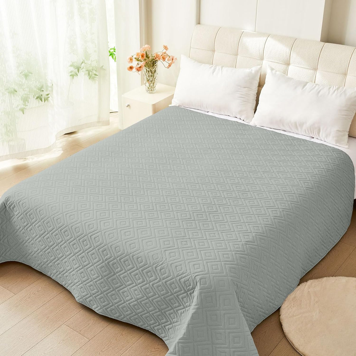 hyha Waterproof Dog Blanket, Soft Pet Bed Blankets, Waterproof Sofa Couch Cover for Dogs Washable, Reversible Pet Couch Covers for Sofa Furniture (82x82 Inch, Grey/Dark Grey)