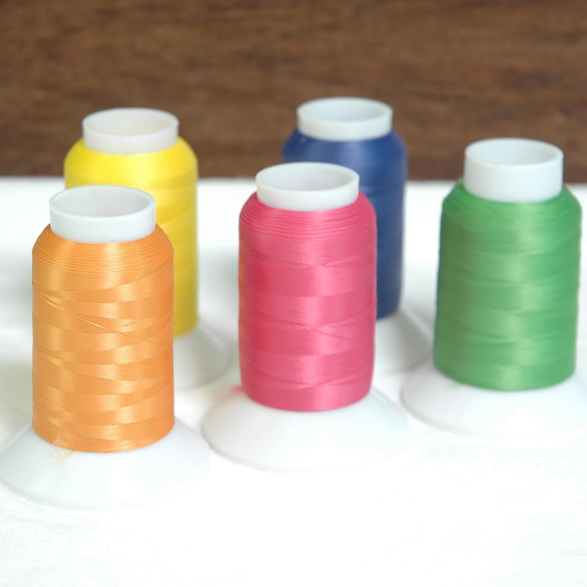 Wooly Serger Thread, Nylon 1000m, Pale Pink 9109 | Stretchy textured nylon serger thread for knits, swimwear, lingerie and soft seams. Great for loopers and coverstitch.