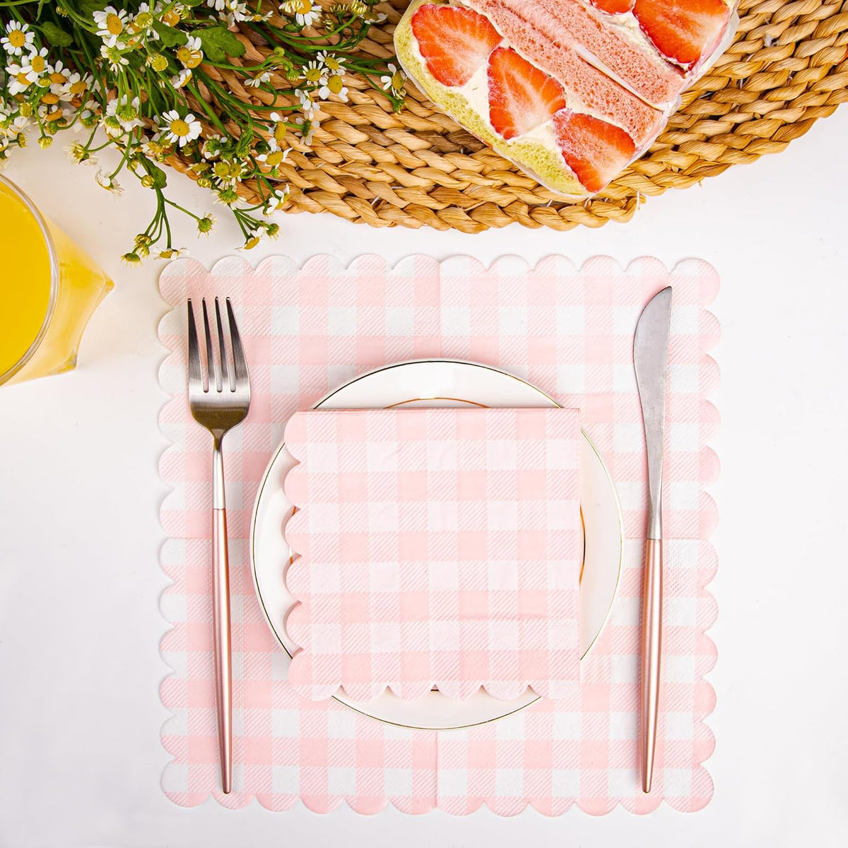 100 Pack Disposable Cocktail Napkins, 5 x 5 Inches, 2-Ply, Scalloped Edge, for Dinner Wedding Birthday Party Bridal Anniversary Reception Event (100, Tartan Pink)
