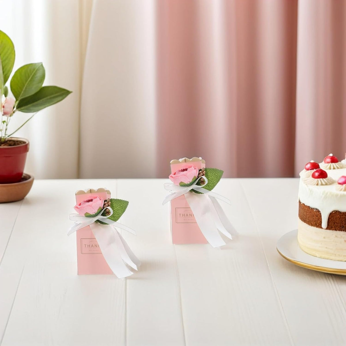 Healifty 12pcs Pink Flower Wedding Treat Boxes with Bow Ribbon Decorative Candy Packaging for Birthday Party Favors and Wrapping