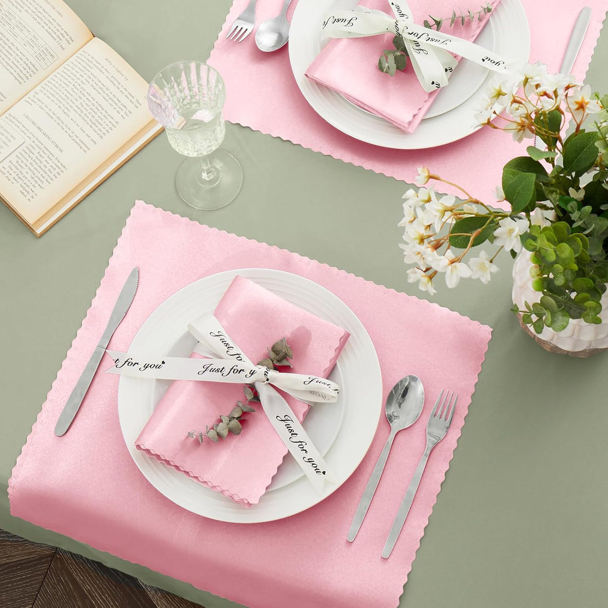 VACVELT 12 Pack Blush Pink Satin Napkins, 17x17 Inch Scalloped Elegant Dinner Napkins for Wedding, Restaurant, Banquet, Graduation Party