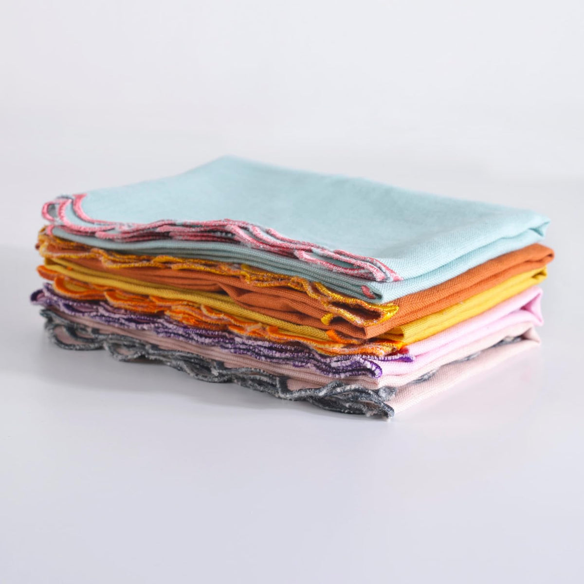 FINGERCRAFT Cloth Napkins, Everyday Use Reversible Scallop Design, Premium Quality Cotton Linen Blend Napkin Set of 6 Perfect for Parties Dinners Weddings Easter Napkin Cloth 20x20 Inch Pastel Rose