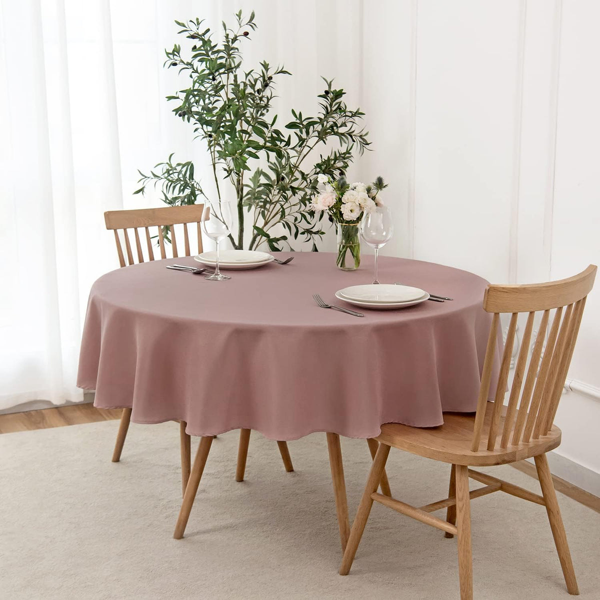 Round Linen Looking Textured Tablecloth Spill-Proof Wrinkle Free Soft Jacquard Table Cloth for Circular Table Cover, for Dining Room Buffet Banquet Parties Holiday Dinner, 70 Inch Dusty Pink