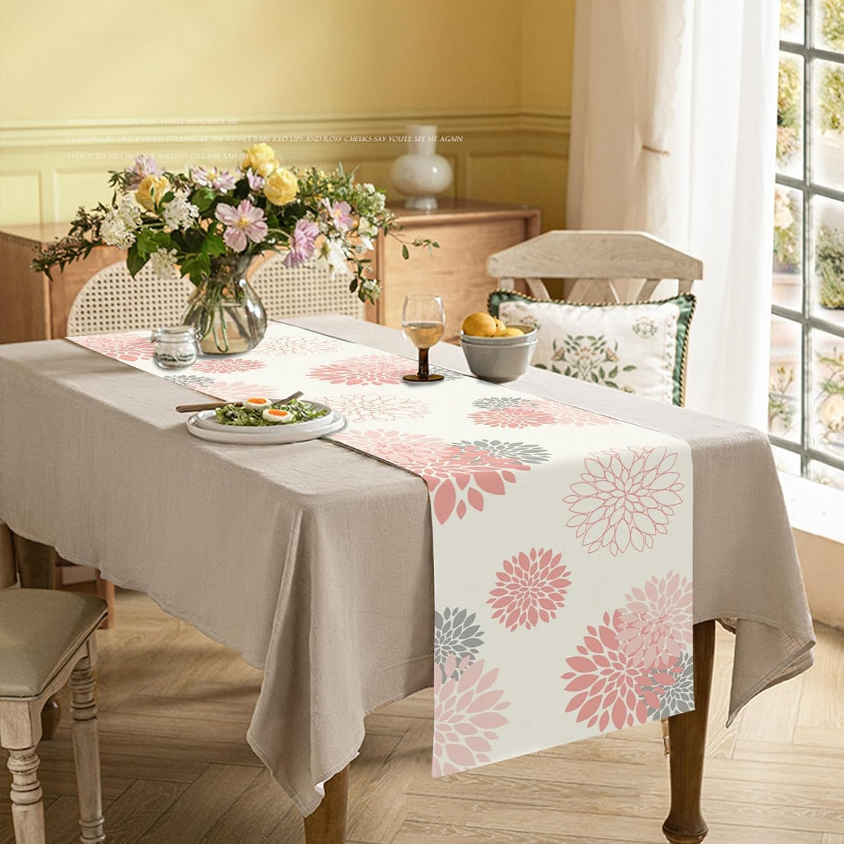 Pink Gray Table Runner Dahlia Pinnata Flower Beige Table Runners Modern Elegant Pompon Farmhouse Geometric Table Center Decor for Girls Room Dining Party Patio (13 x 48 Inch)