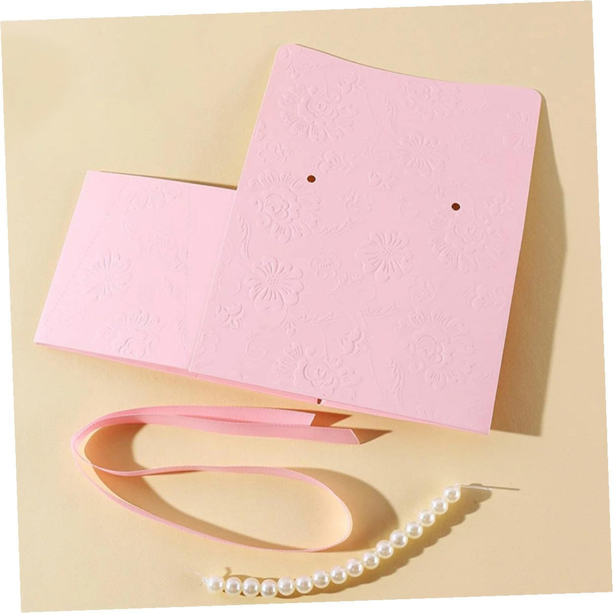 Healeved Mini and Medium Boxes Set, Pink Floral Embossed Candy Wrapping Paper Boxes with Pearl Chain, Small Party and Wedding Present Packaging Bags