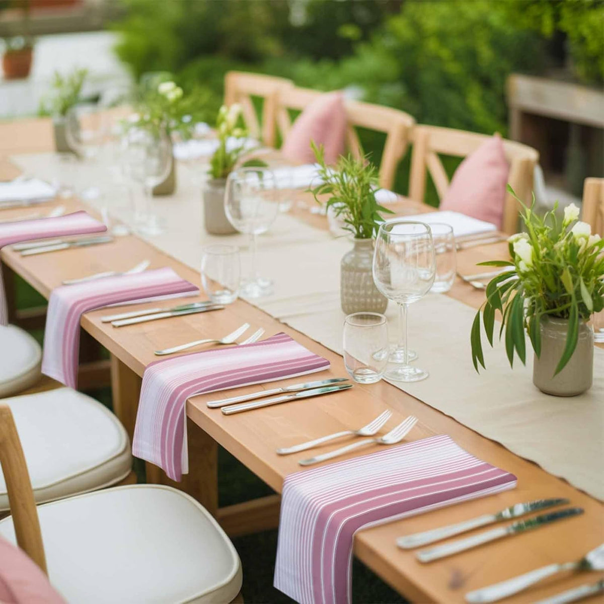 Pink Ombre Stripe Kitchen Dinner Napkins Set of 4, Farmhouse Simple Striped Cloth Washable Table Napkins for Weddings Cocktail Parties Holiday Table Decor 20x20 Inch