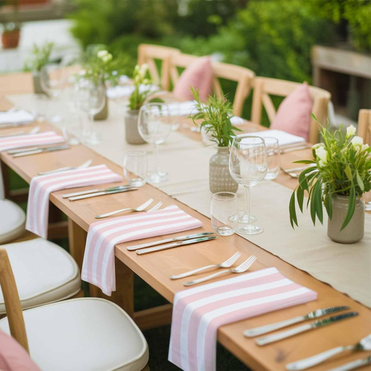 Cloth Napkins 20 x 20 Inch Pink Stripes Soft Absorbent Dinner Napkins Pink White Vertical Striped Washable Reusable Kitchen Napkin Sets for Parties Wedding Restaurant Hotel