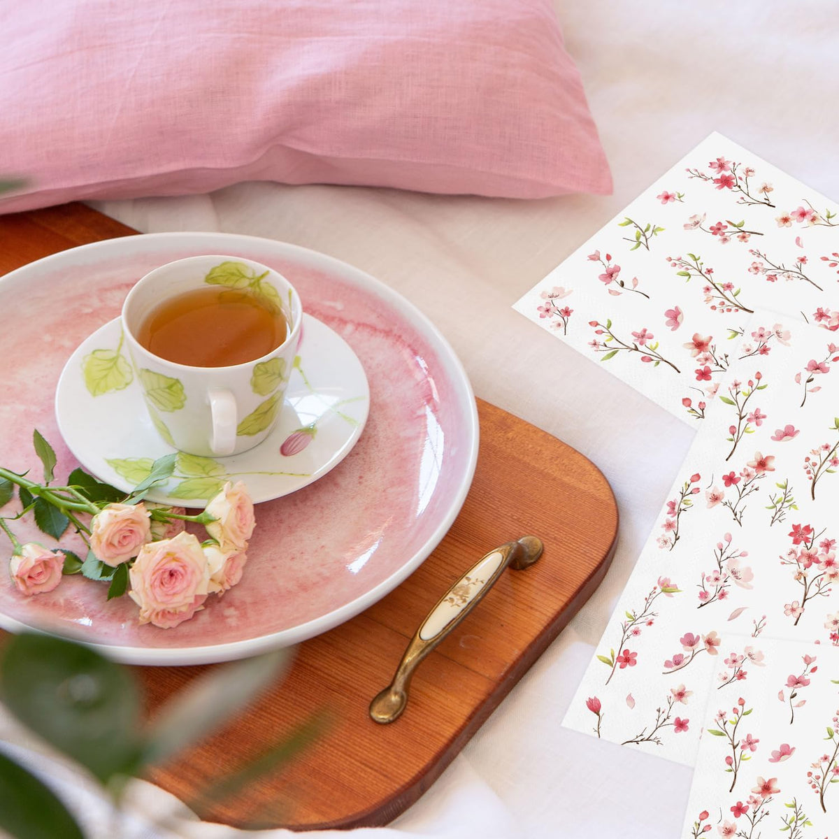 50 Pack Spring Paper Napkins Disposable Pink Floral Hand Towels Cherry Blossom Decorative Table Napkin for Spring Summer Wedding Dinner Supplies Tableware Decor，4.3"*7.8"